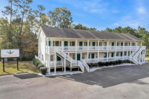 Beachside Boutique Suite 12